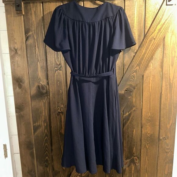 Gal Meets Glam Kingsley Flutter Sleeve Wrap Dress - Picture 3 of 8